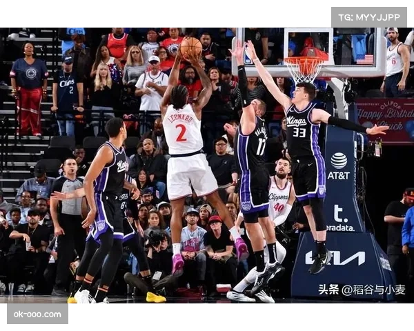 快船对决中伦纳德下半场狂砍26分,绝杀助力球队制胜 快船对决中伦纳德下半场狂砍26分,绝杀助力球队制胜